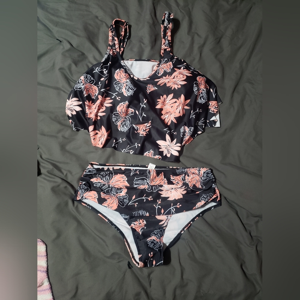 2 piece swim suit